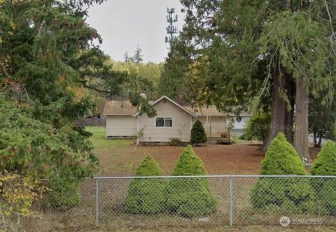 Photo of 5208 Erlands Point Road NW, Bremerton, WA 98312 (MLS # 2447474)