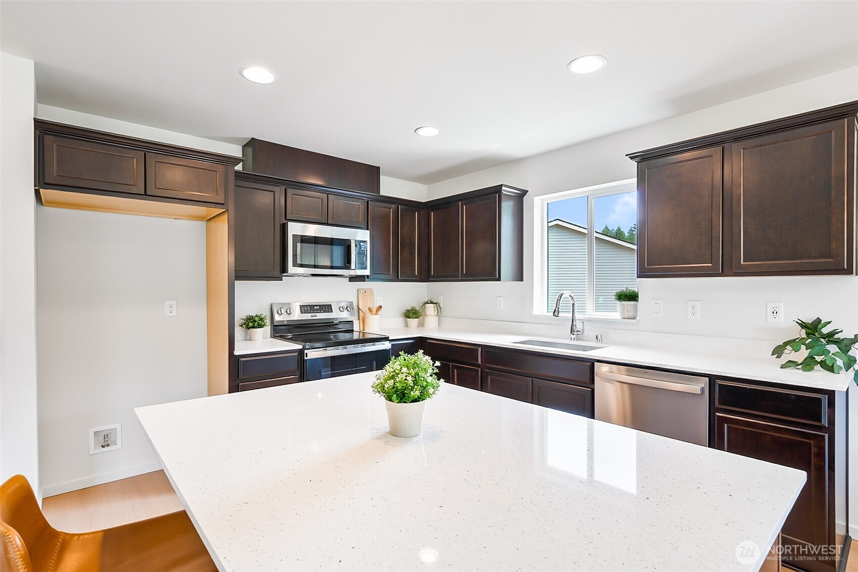 1412 Alder Lane