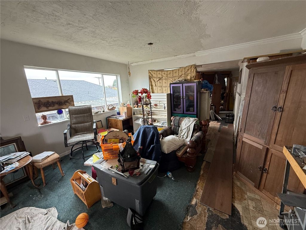 Photo of 1210 E 35th Street, Tacoma, WA 98404 (MLS # 2525352)
