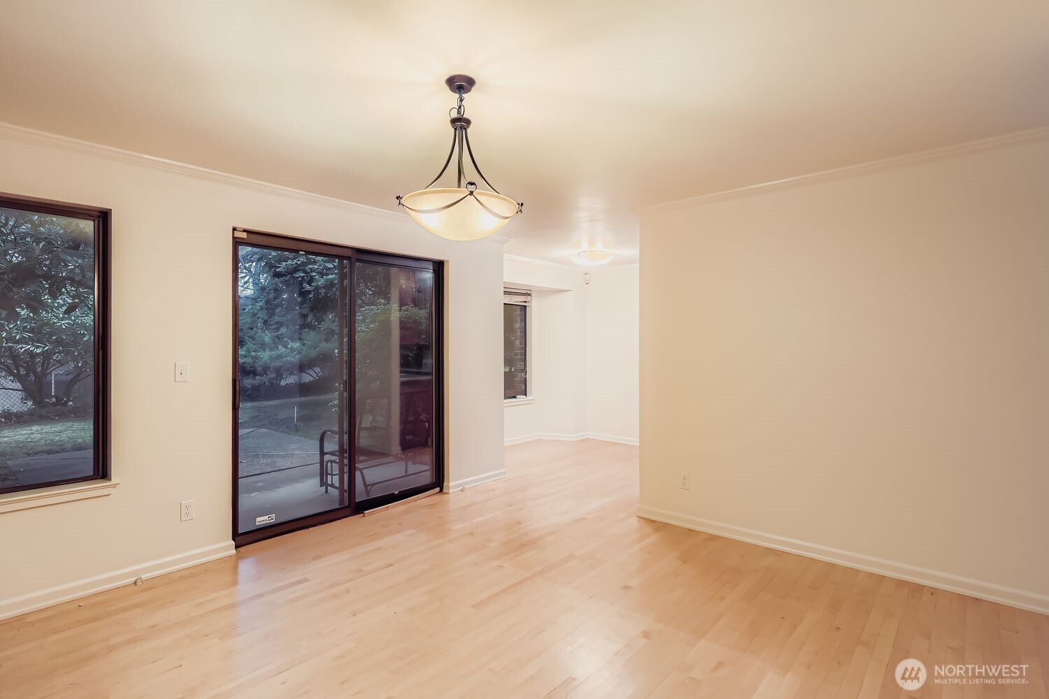 13513 Linden Avenue N C114