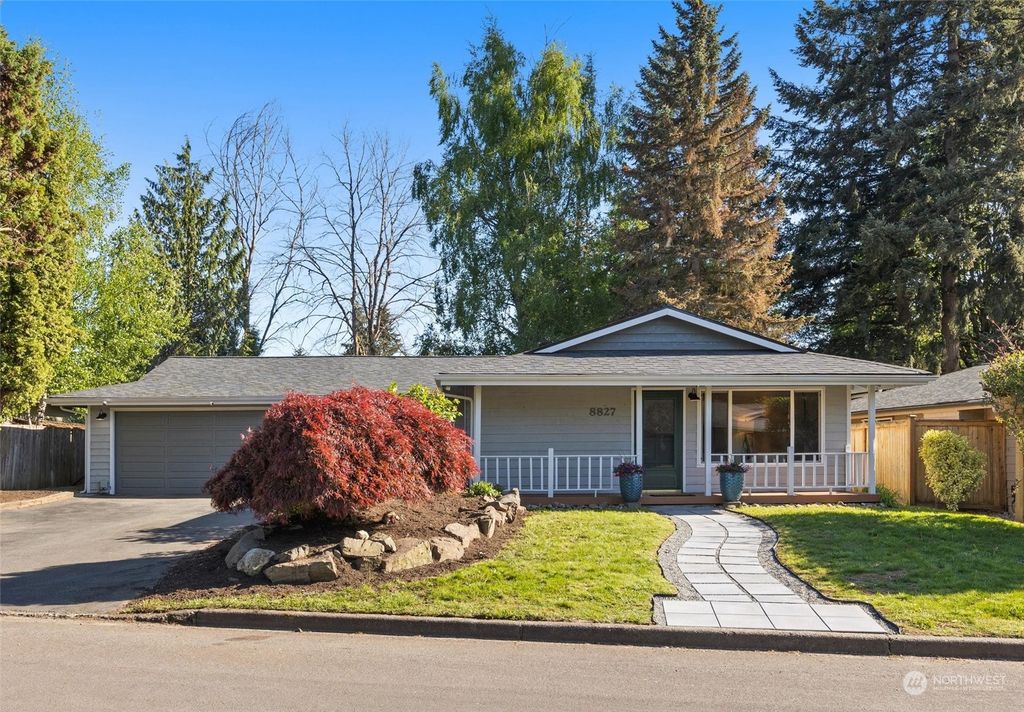 Photo of 8827 NE 137th Place, Kirkland, WA 98034 (MLS # 2232005)