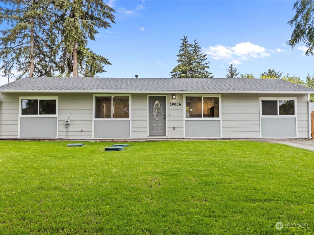 Photo of 30606 2nd Avenue SW, Federal Way, WA 98023 (MLS # 2243761)