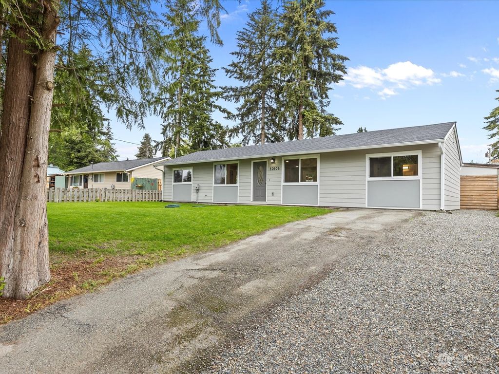 Photo of 30606 2nd Avenue SW, Federal Way, WA 98023 (MLS # 2243761)