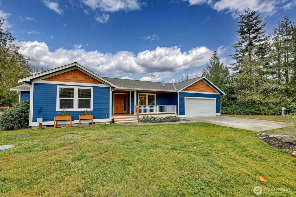 Photo of 41 Poplar Court, Sequim, WA 98382 (MLS # 2443547)