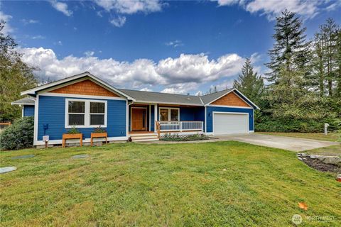 Photo of 41 Poplar Court, Sequim, WA 98382 (MLS # 2443547)