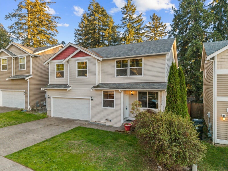 1720 203rd Street Ct E