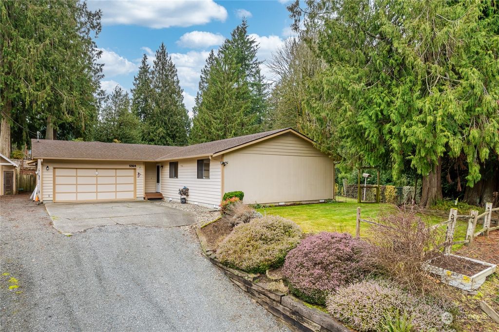 Photo of 5328 132nd Street NE, Marysville, WA 98271 (MLS # 2187080)