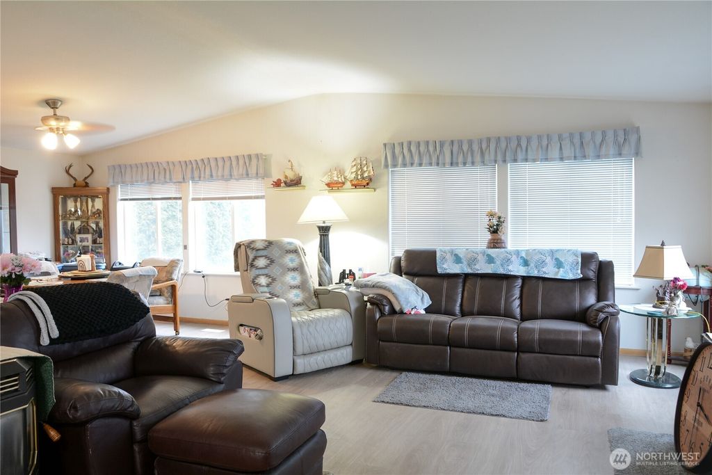 Photo of 1873 8th Street, Davenport, WA 99122 (MLS # 2483063)