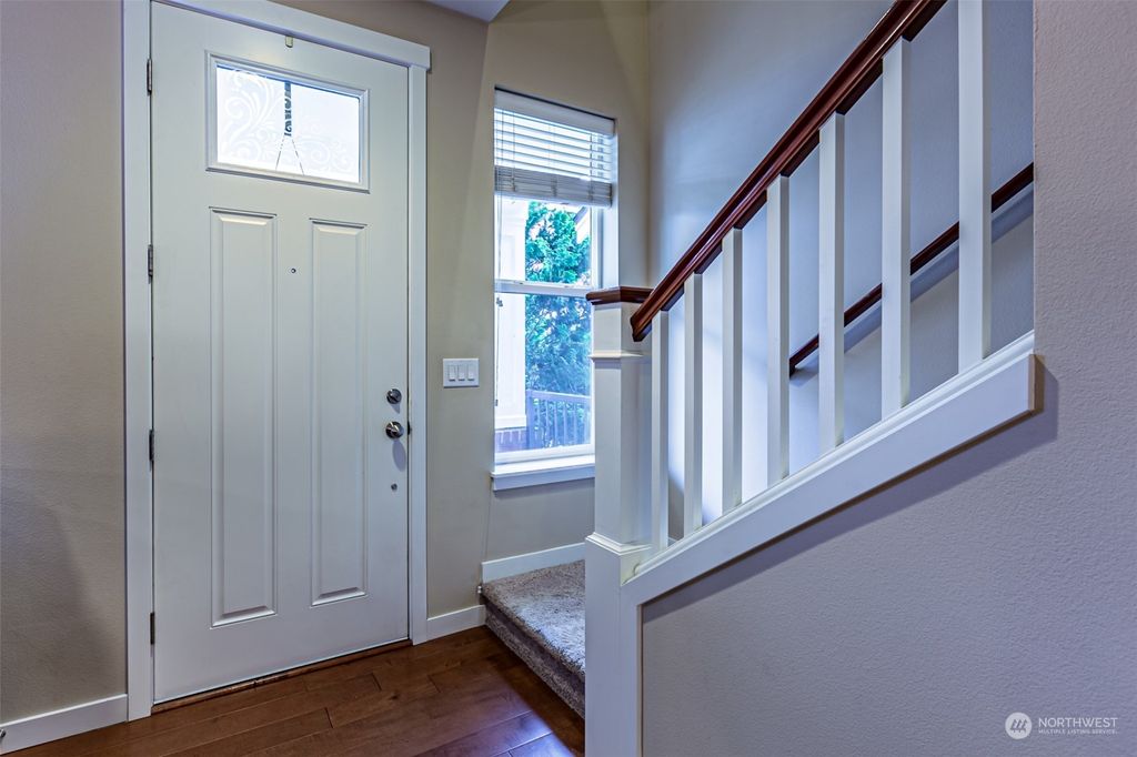Photo of 1157 NE Hickory Lane, Issaquah, WA 98029 (MLS # 2321689)