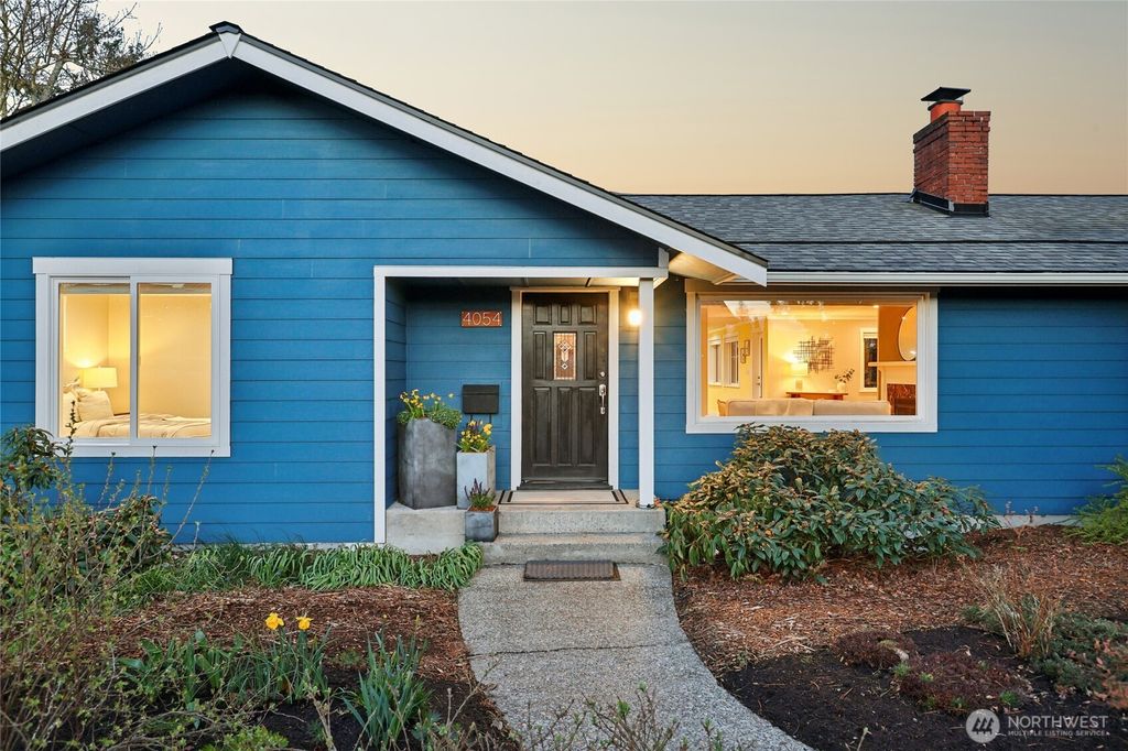 Photo of 4054 52nd Avenue SW, Seattle, WA 98116 (MLS # 2496303)