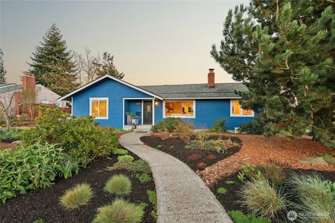 Photo of 4054 52nd Avenue SW, Seattle, WA 98116 (MLS # 2496303)