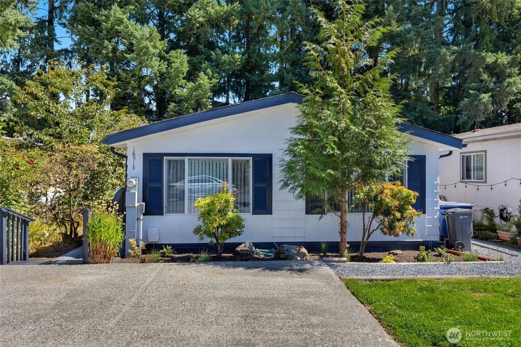 Photo of 18918 129th Avenue NE, Bothell, WA 98011 (MLS # 2419725)
