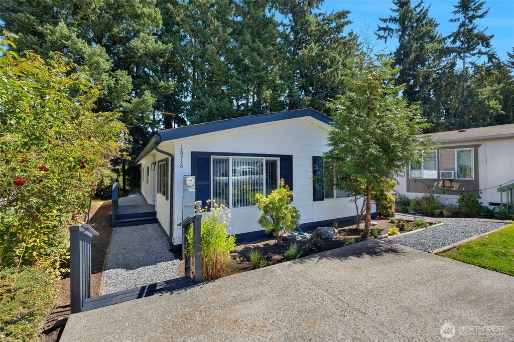 Photo of 18918 129th Avenue NE, Bothell, WA 98011 (MLS # 2419725)