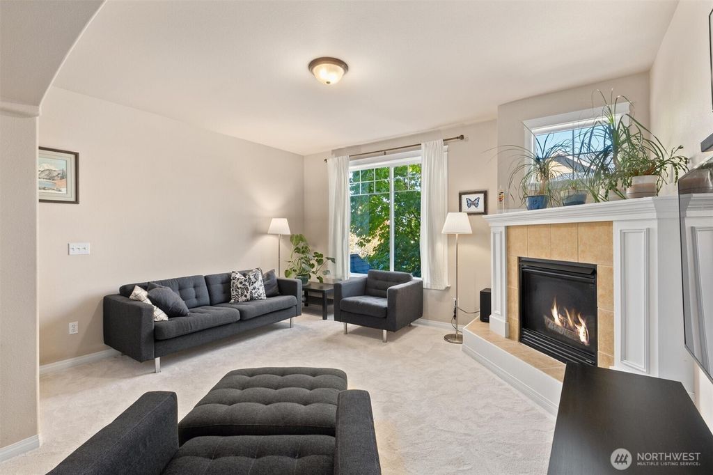 Photo of 510 Pilchuck Path #W2, Everett, WA 98201 (MLS # 2441008)