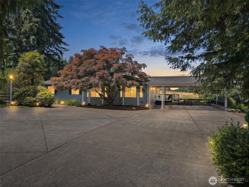 8802 Key Peninsula Highway NW