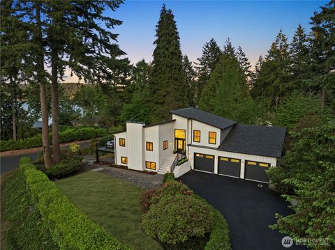 1702 Hilltop Road NW Gig Harbor WA 98335