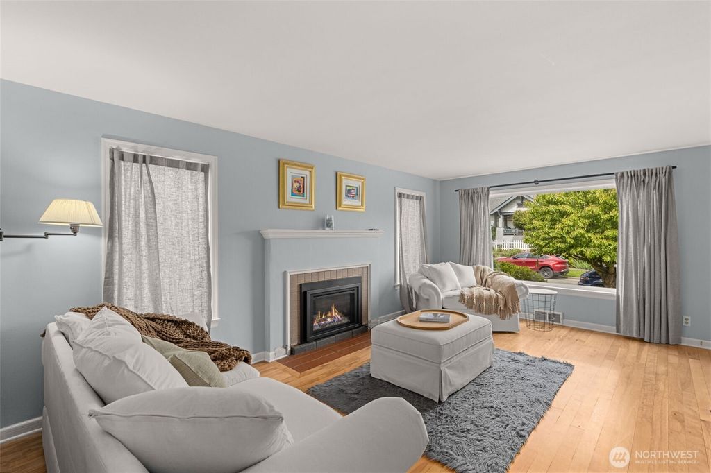 listing image 9362800347922160265