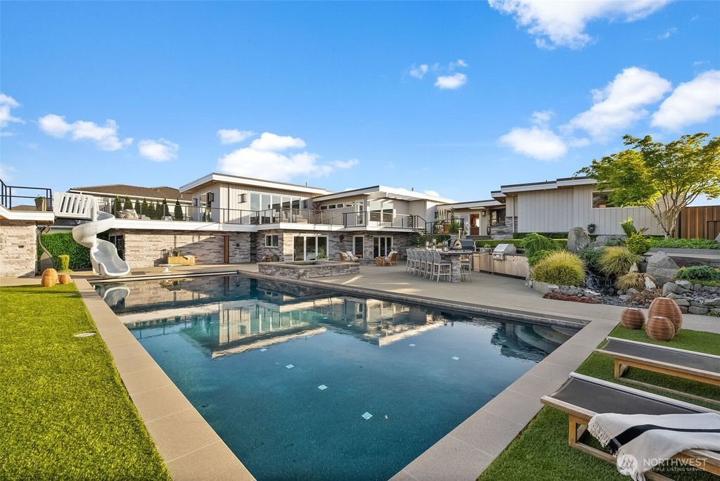 Photo of 3404 Shorecliff Drive NE, Tacoma, WA 98422 (MLS # 2486670)