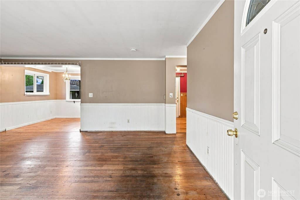 Photo of 20111 143rd Place SE, Kent, WA 98042 (MLS # 2567545)