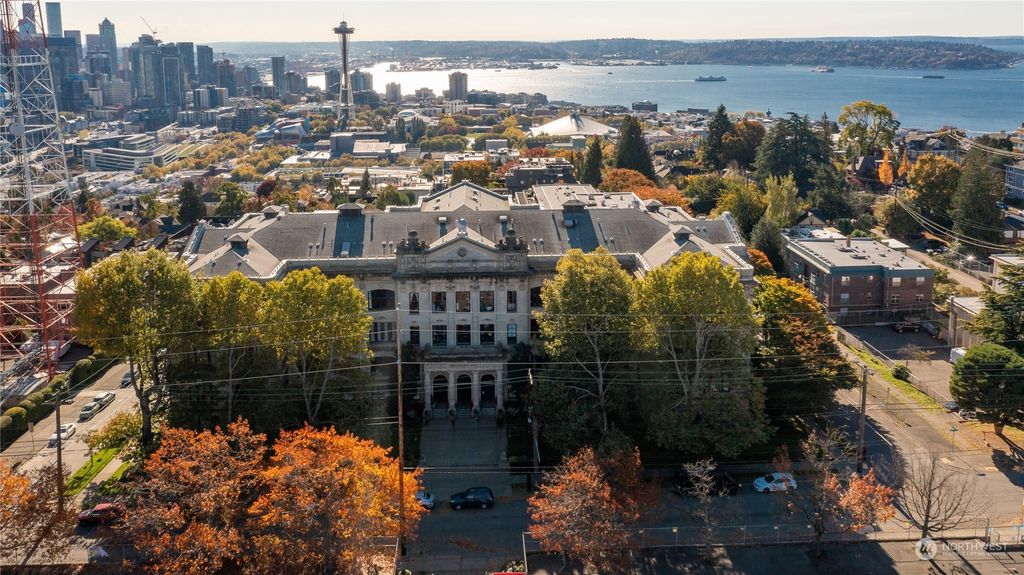 Photo of 201 Galer Street #247, Seattle, WA 98109 (MLS # 2175872)