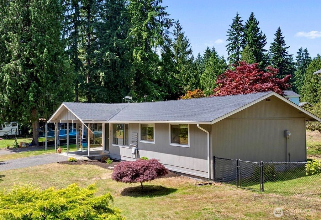 Photo of 19932 NE 175th Street, Woodinville, WA 98077 (MLS # 2387390)