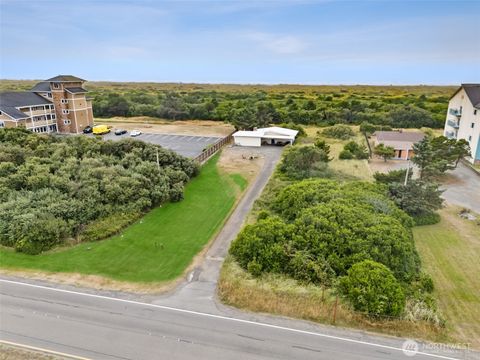 Photo of 821 Ocean Shores Boulevard NW, Ocean Shores, WA 98569 (MLS # 2425687)