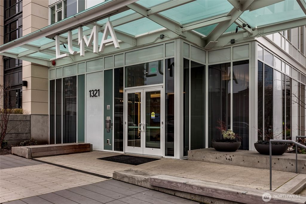 Photo of 1321 Seneca Street #1102, Seattle, WA 98101 (MLS # 2528074)