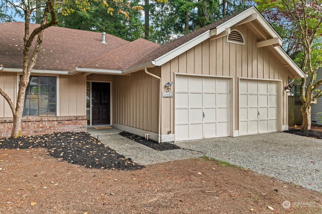 Photo of 14408 150th Avenue SE, Renton, WA 98059 (MLS # 2005131)