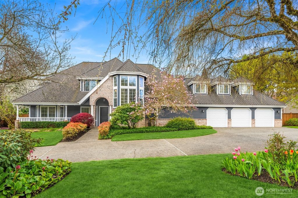 Photo of 14321 160th Avenue NE, Woodinville, WA 98072 (MLS # 2359848)