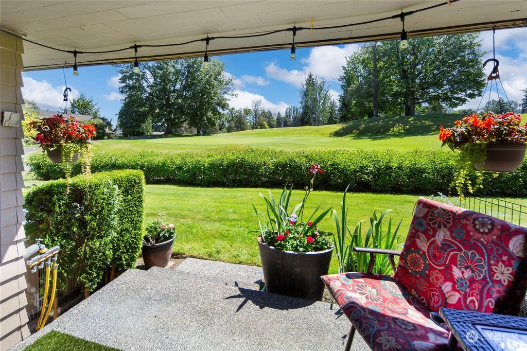 Photo of 10734 Glen Acres Drive S #T31, Seattle, WA 98168 (MLS # 2249714)