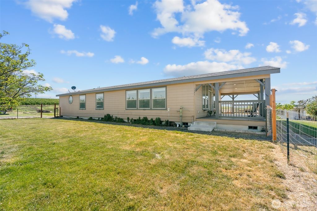 Photo of 1351 Nass Road, Granger, WA 98932 (MLS # 2525385)