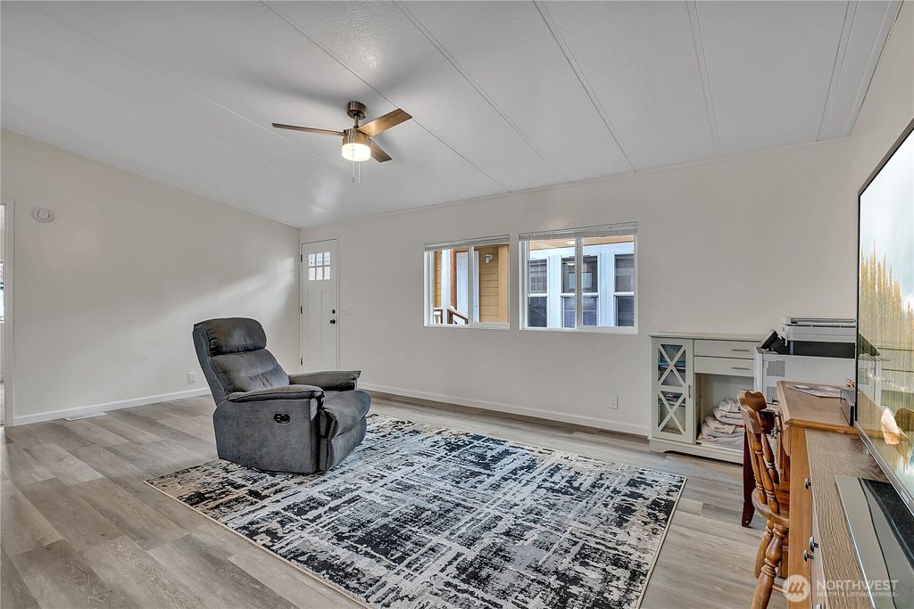 Photo of 22111 108th Avenue SE #5, Kent, WA 98031 (MLS # 2466984)