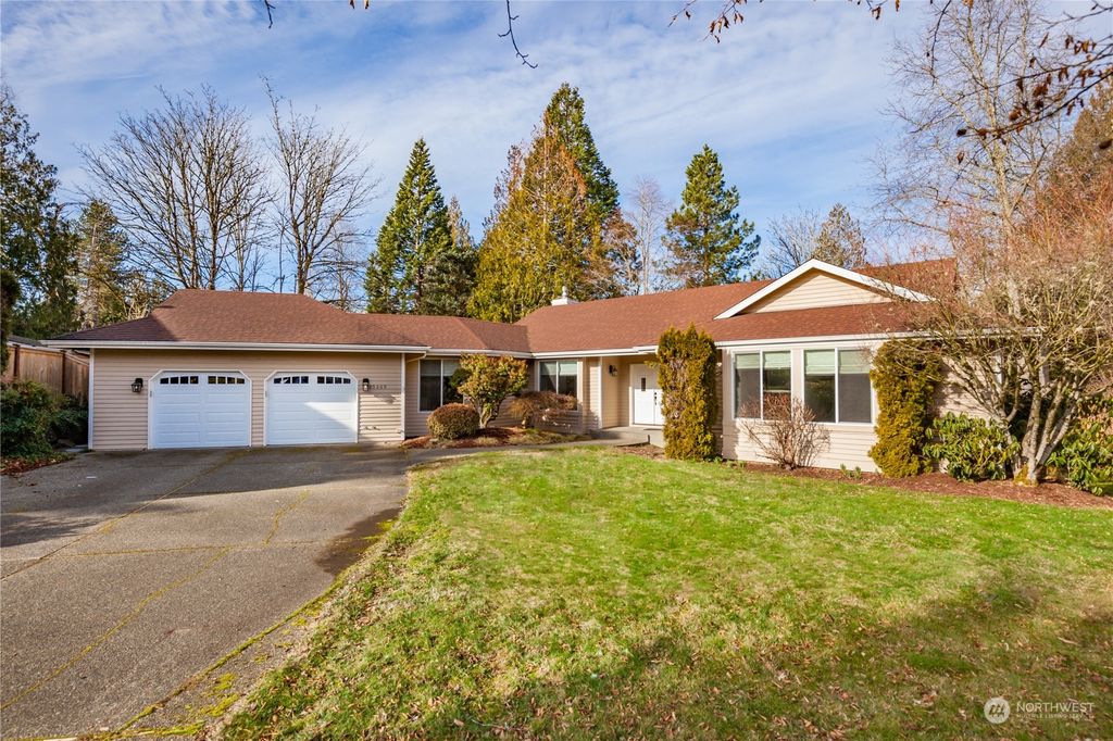 Photo of 25209 217th Place SE, Maple Valley, WA 98038 (MLS # 2041952)