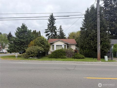 Photo of 821 108th Street S, Tacoma, WA 98444 (MLS # 2514767)