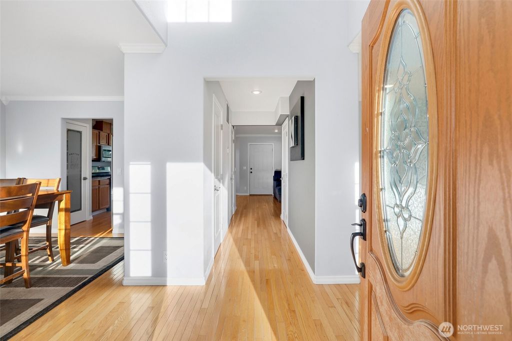 Photo of 4924 N Vista Drive E, Bonney Lake, WA 98391 (MLS # 2478177)