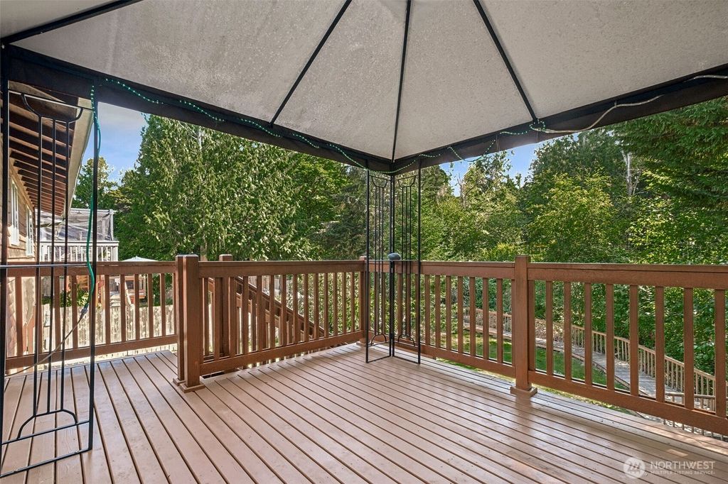 Photo of 25318 170th Place SE, Covington, WA 98042 (MLS # 2402146)