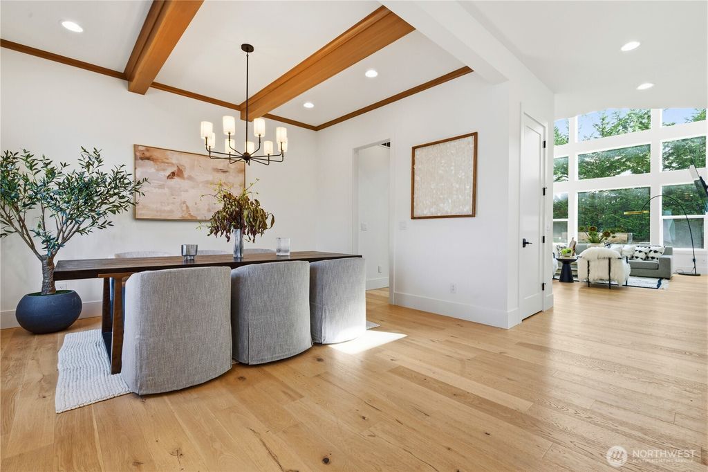 Photo of 2582 136th Lane SE Ln, Bellevue, WA 98005 (MLS # 2528263)