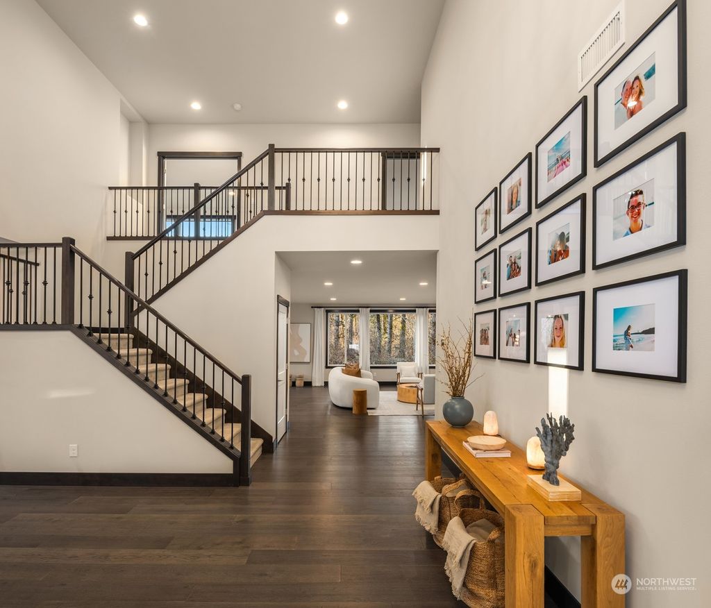 Photo of 11703 214TH PLACE SOUTHEAST Pl, Snohomish, WA 98296 (MLS # 2197773)