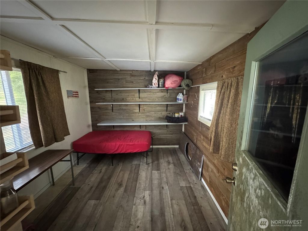 Photo of 191 W Thunderbird Drive, Elma, WA 98541 (MLS # 2498201)