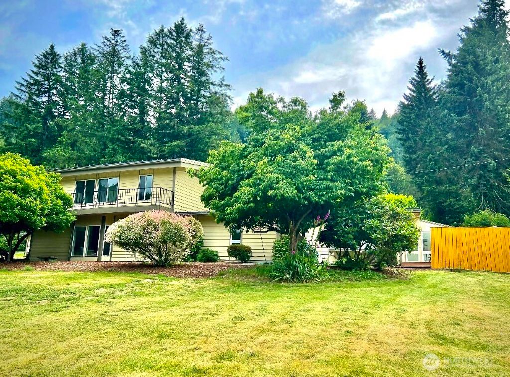 Photo of 17817 Renton Maple Valley Road SE, Maple Valley, WA 98038 (MLS # 2365386)