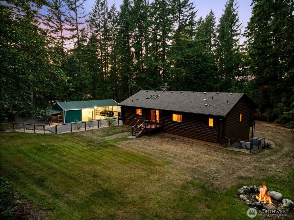 Photo of 23805 SE 380th Street, Enumclaw, WA 98022 (MLS # 2432946)