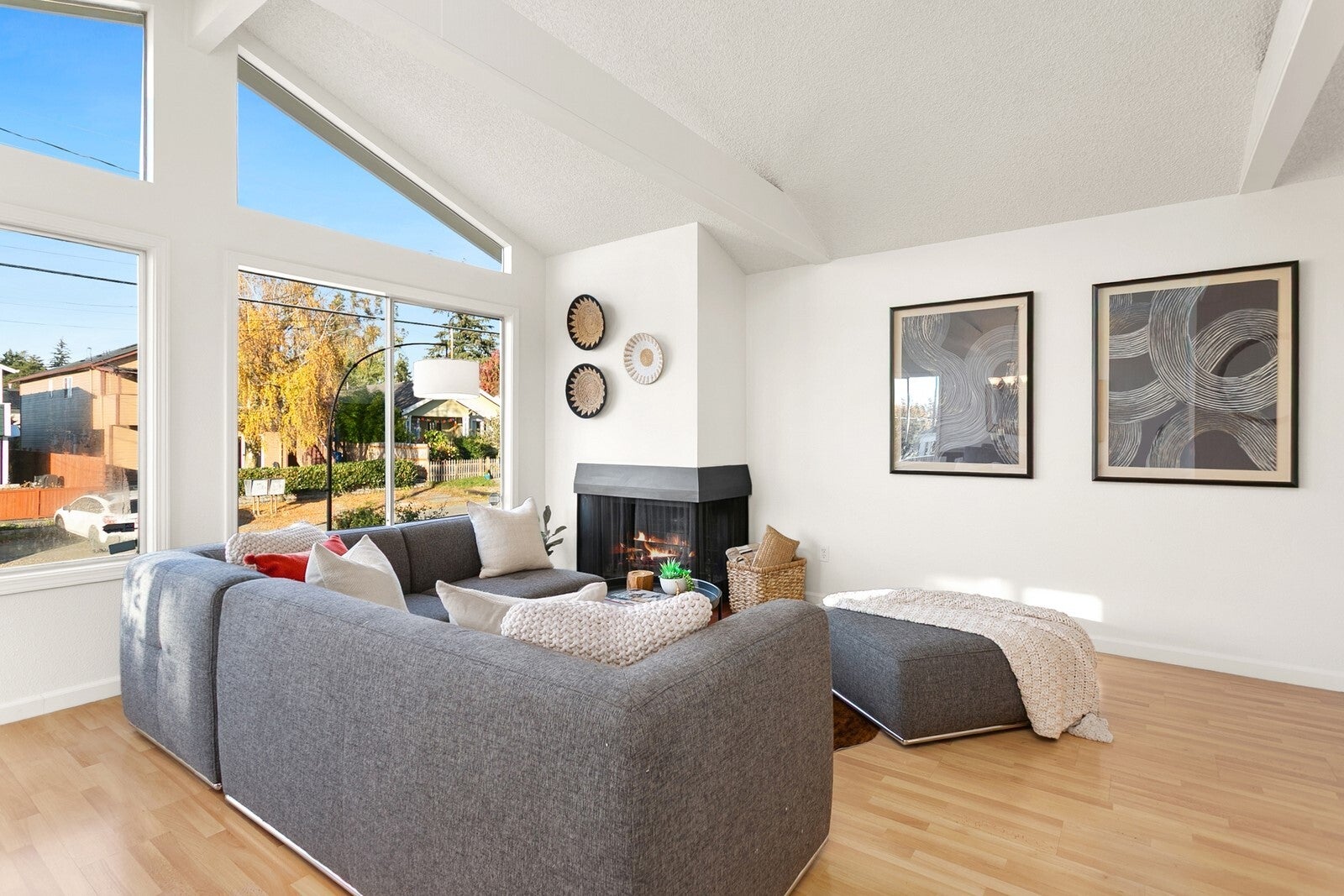 313 N 103rd Street