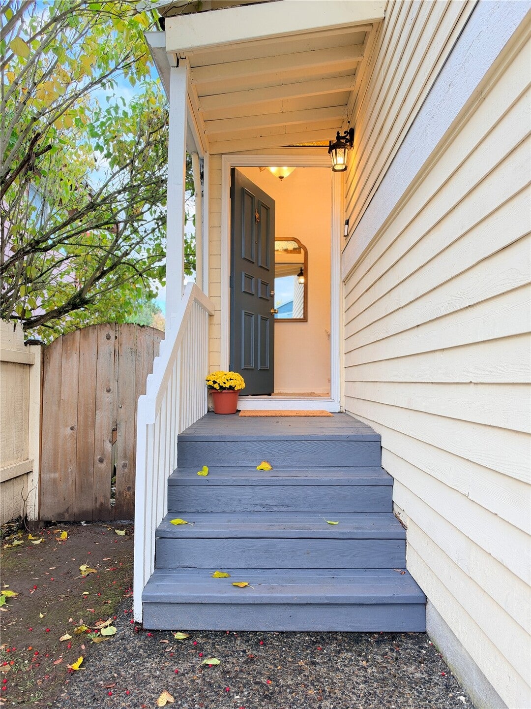 313 N 103rd Street