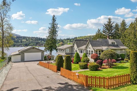 Photo of 17298 Lake View Boulevard, Mount Vernon, WA 98274 (MLS # 2497241)
