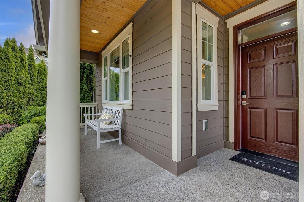 Photo of 13712 SE 89th Street, Newcastle, WA 98059 (MLS # 2537036)