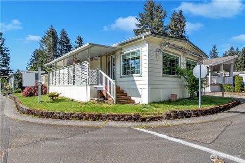 Photo of 18425 NE 95th Street #95, Redmond, WA 98052 (MLS # 2471016)