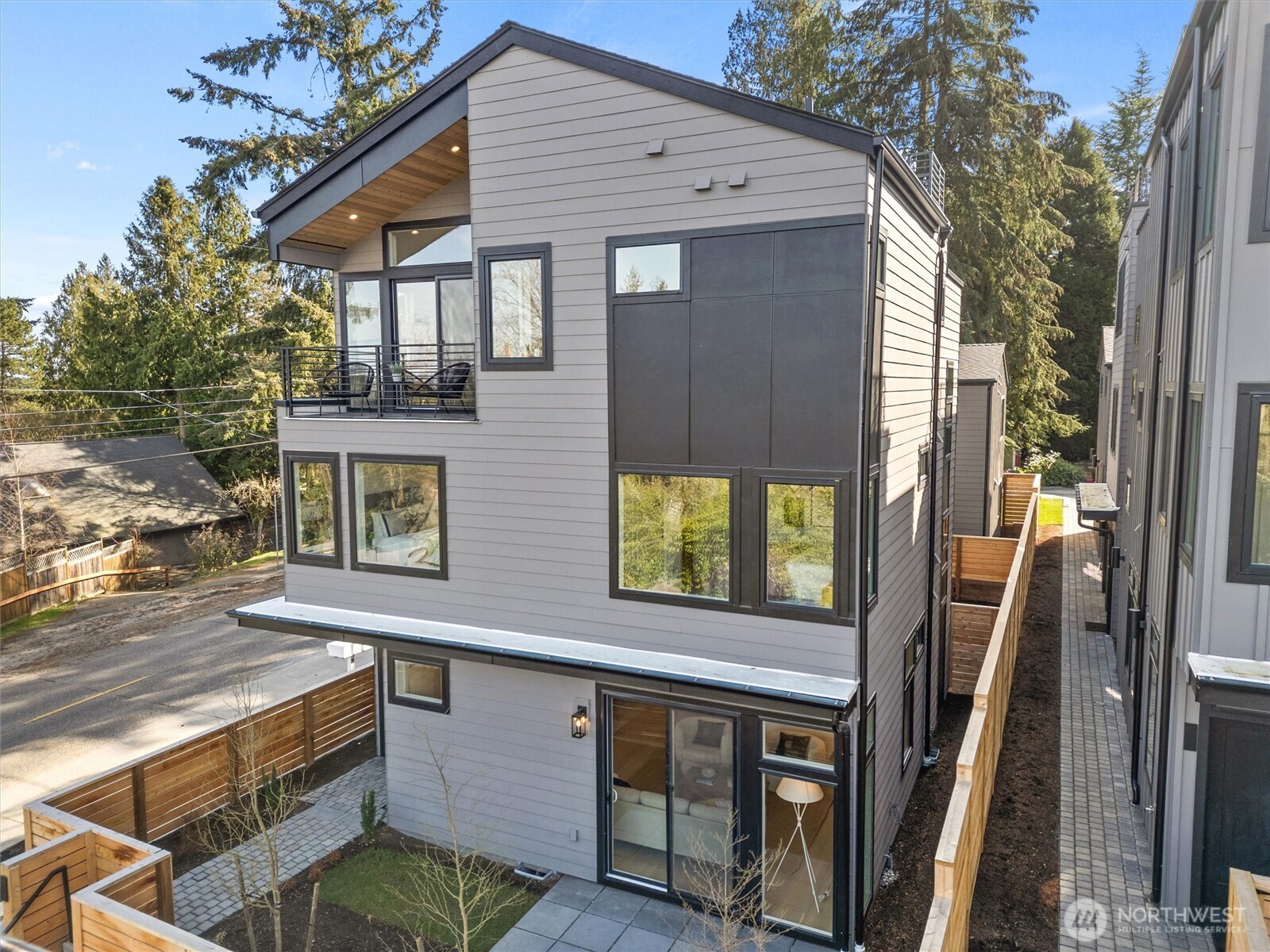 1261 NE 100th Street
