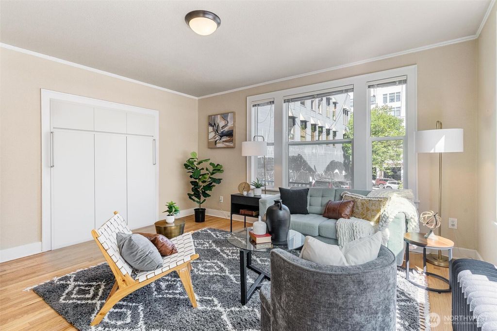 Photo of 905 NE 43rd Street #111, Seattle, WA 98105 (MLS # 2438807)