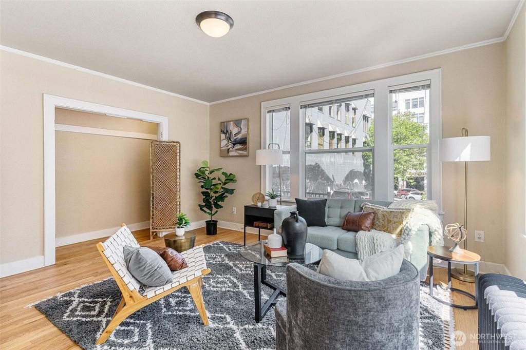 Photo of 905 NE 43rd Street #111, Seattle, WA 98105 (MLS # 2438807)
