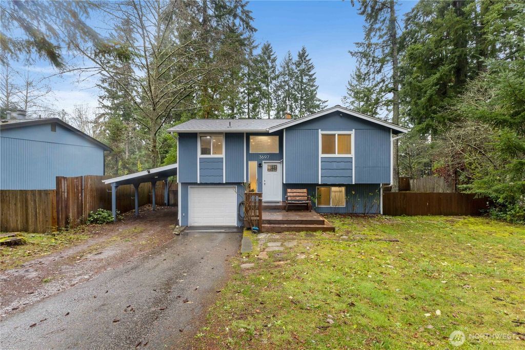 Photo of 3697 SE Ardenwald Place, Port Orchard, WA 98366 (MLS # 2460979)